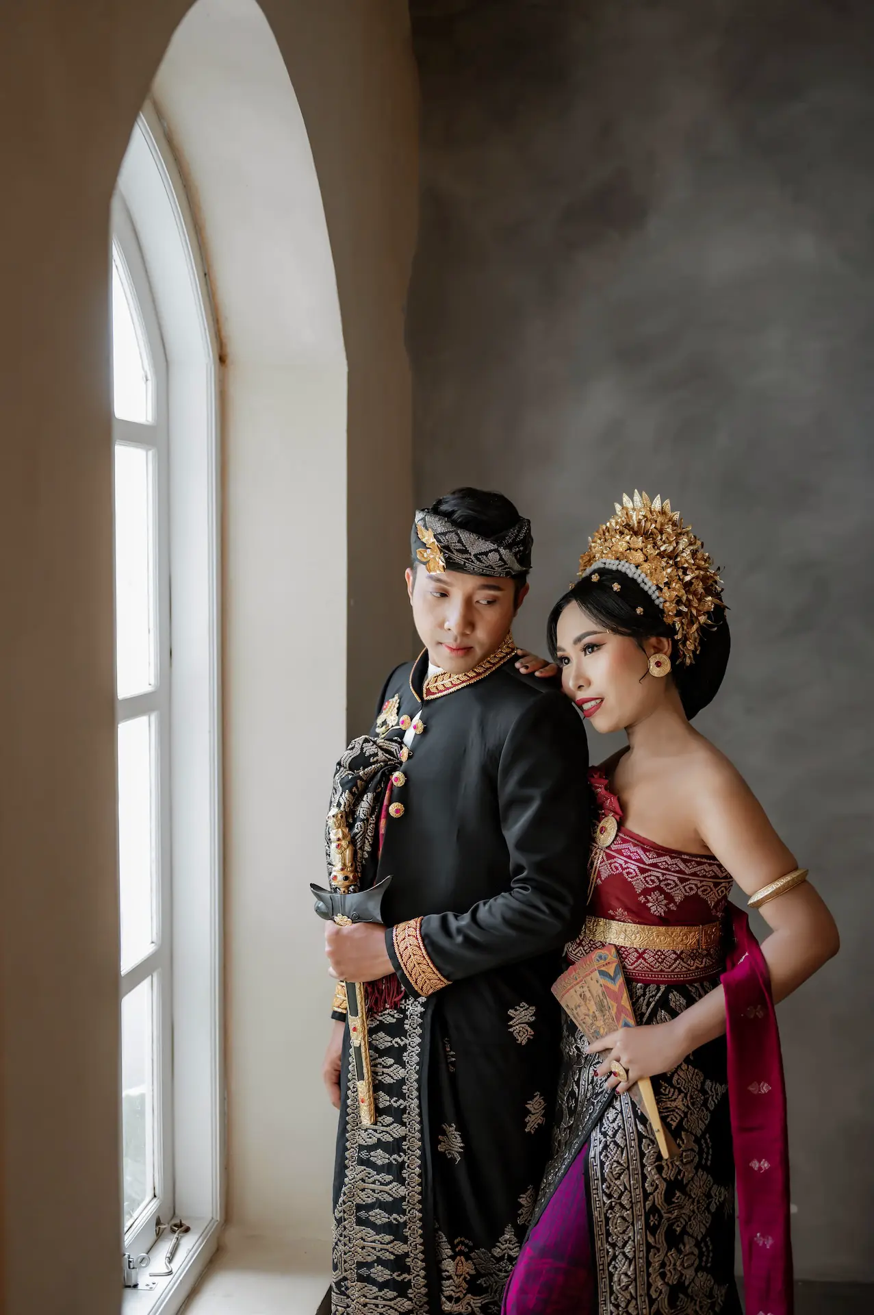 Pasek & Juli - Maret 2026 13